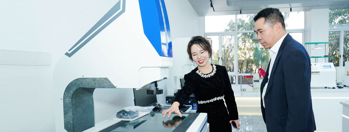 柏小姐